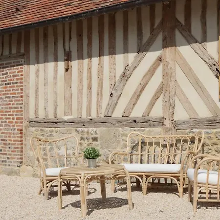 Les Maisons De Charlotte Glanville