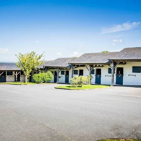 Holiday home Les Maisons De Charlotte Glanville