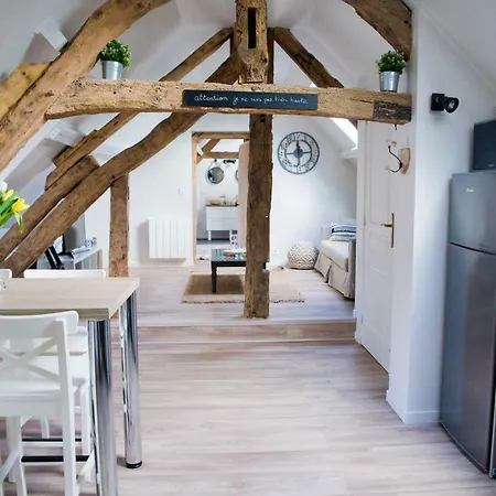 Les Maisons De Charlotte Holiday home Glanville