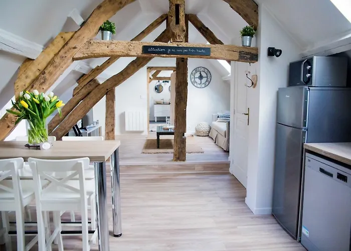 Les Maisons De Charlotte Holiday home Glanville